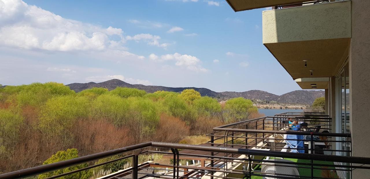 Altos Del Lago Apartment Potrero de los Funes Exterior photo